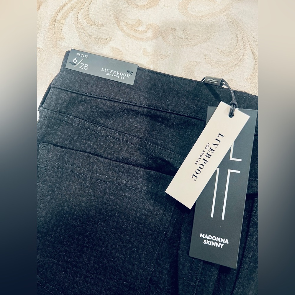 Liverpool LA Madonna Skinny Jeans Petite 6/28 High Rise NWT - Picture 2 of 3